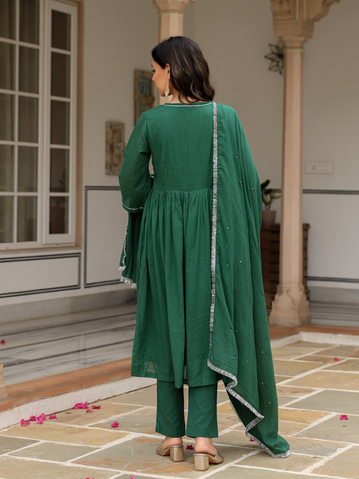 Gehra Hara anarkali kurta set