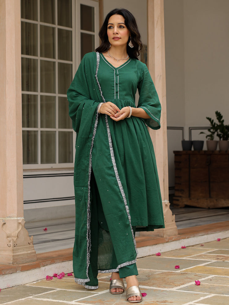 Gehra Hara anarkali kurta set