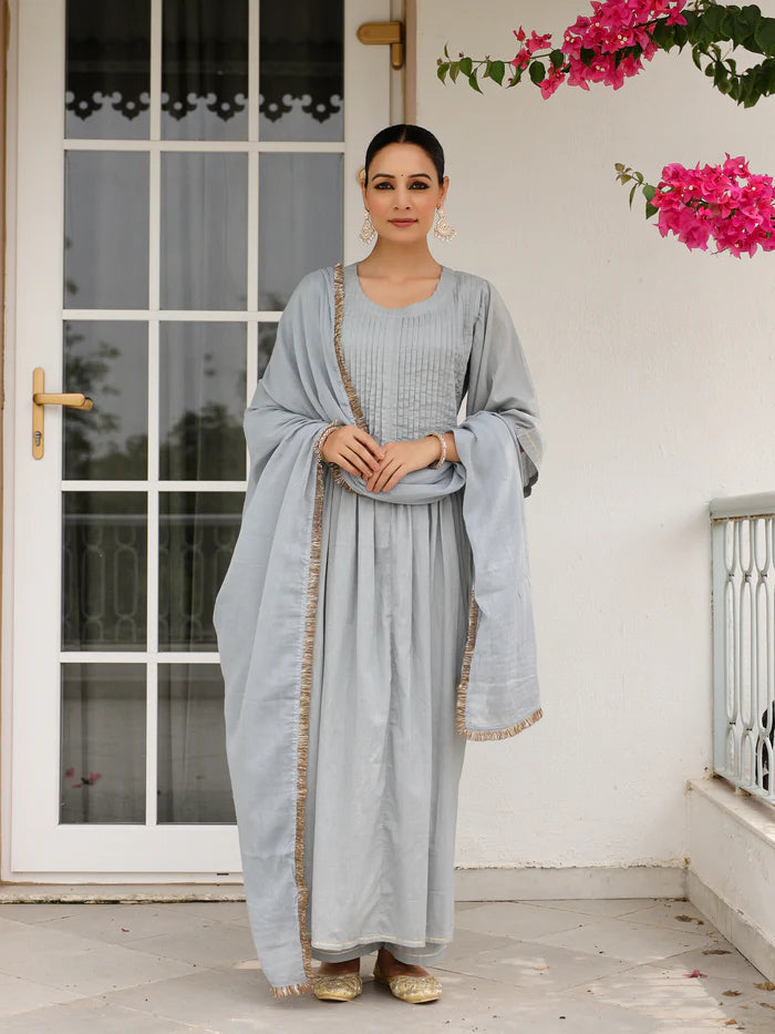 Ret Laal mulmul kurta set