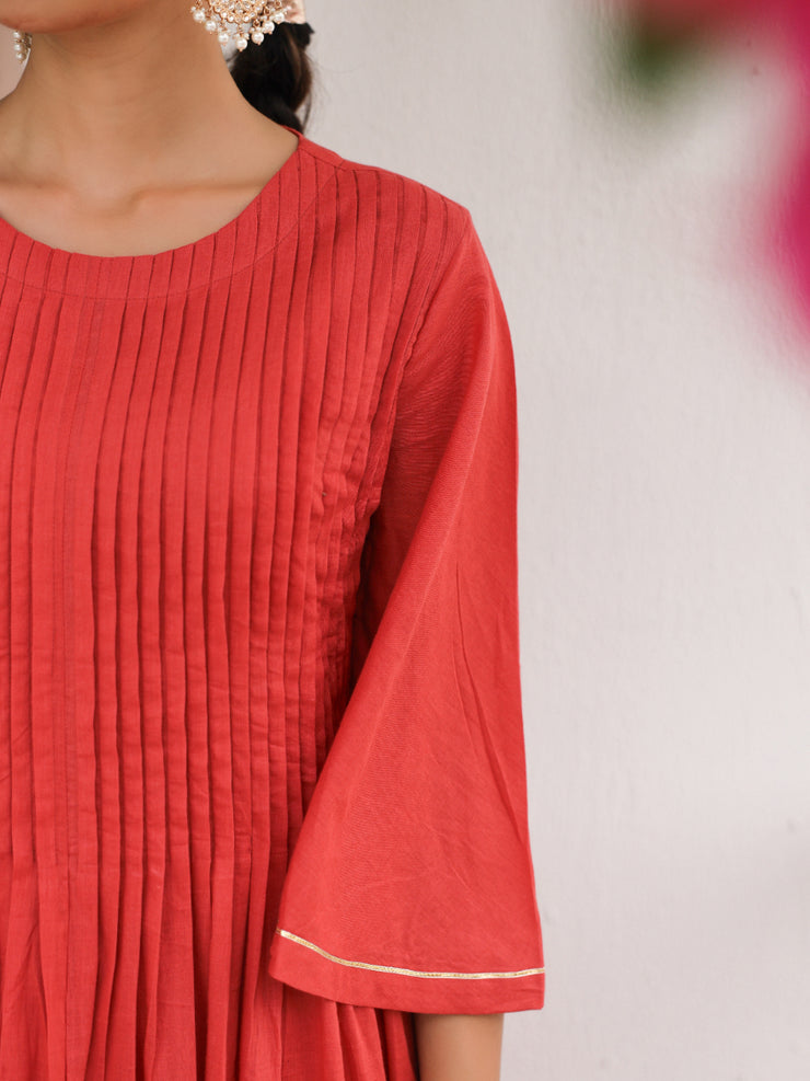 Ret Laal mulmul kurta set