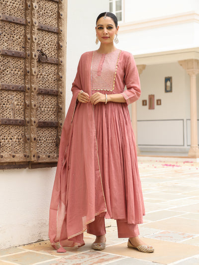 Feeka gulaabi anarkali kurta set