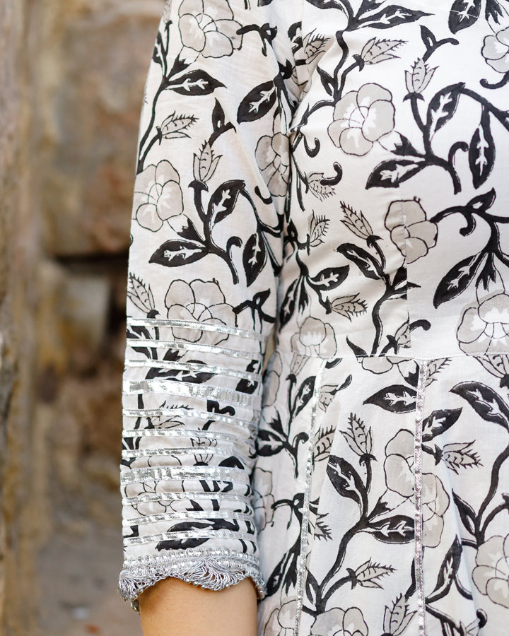 White Flared Kurta With Black Printed Motif Kurta Set With Doria Dupatta