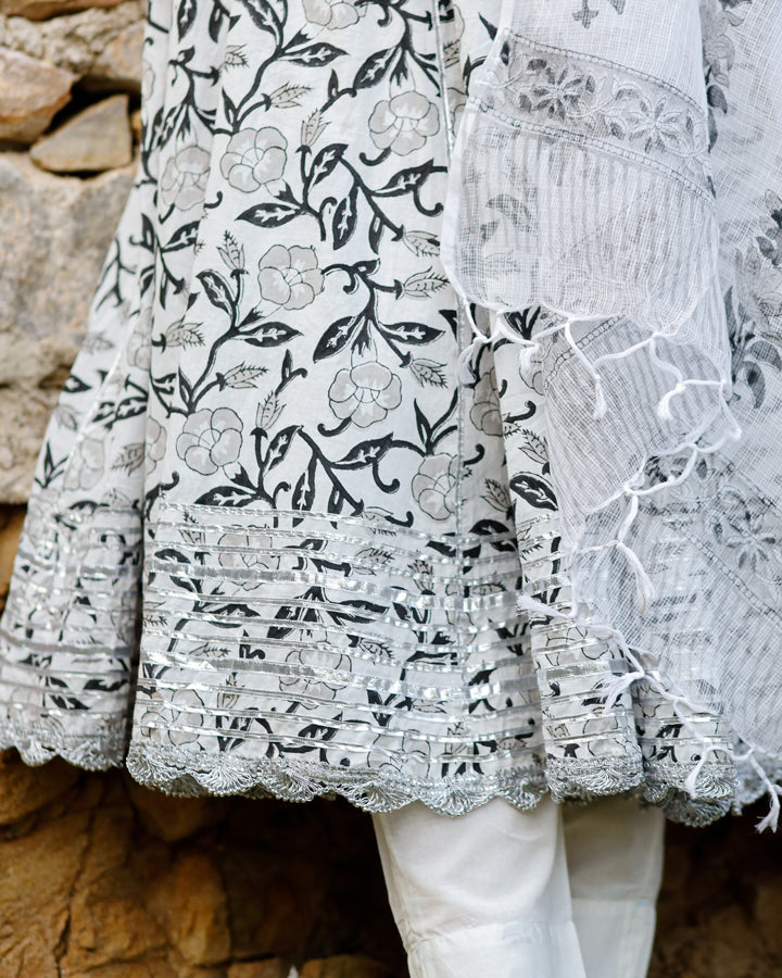 White Flared Kurta With Black Printed Motif Kurta Set With Doria Dupatta