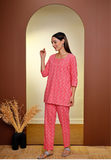 Women's Peachy Pink Hand Printed Loungewear Set - Pheeta
