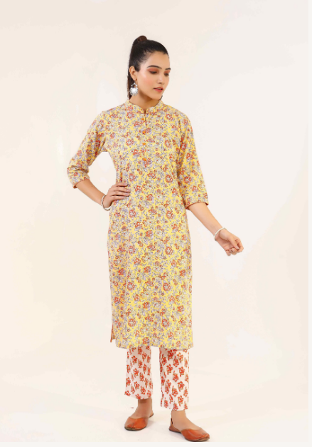 Women's Straight Fit Cotton Kurta Set With Hand Print - Pheeta