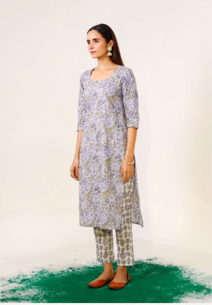 Women's  Floral Lavendar Hand Print Straight Kurta And Pants With Temple Gota Lace Detailings - Pheeta