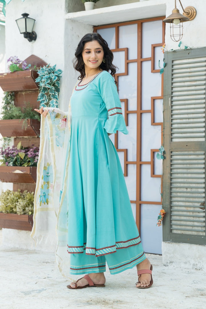 Turquoise Blue Kurta Set With Hand Paint Organza Dupatta
