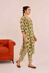 Floral batik print straight kurta and pants