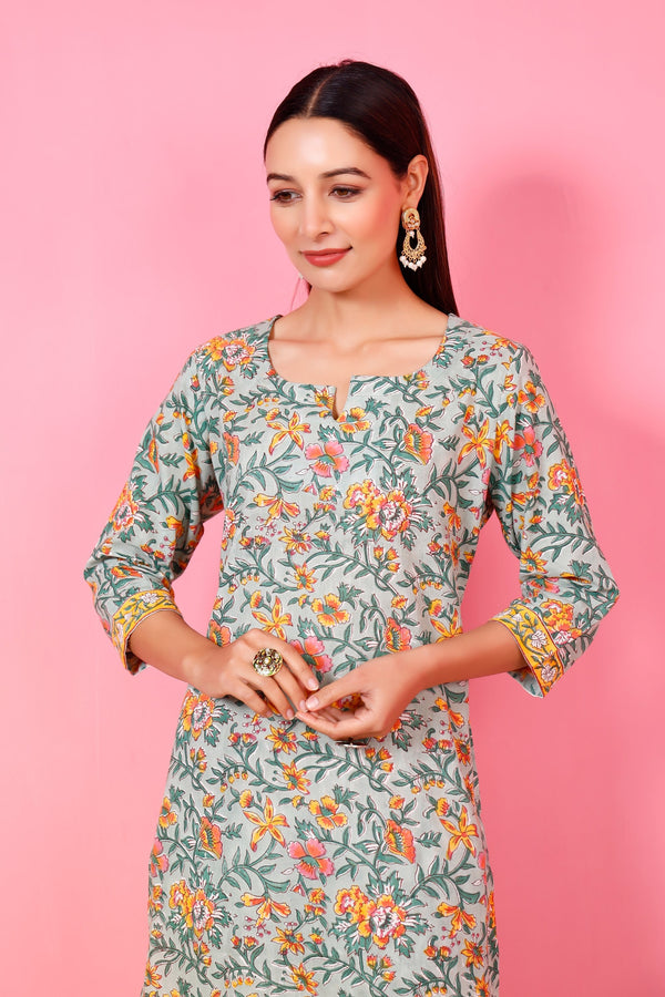 Women's Mint Green Hand Printed Kurta Pant Set - Pheeta