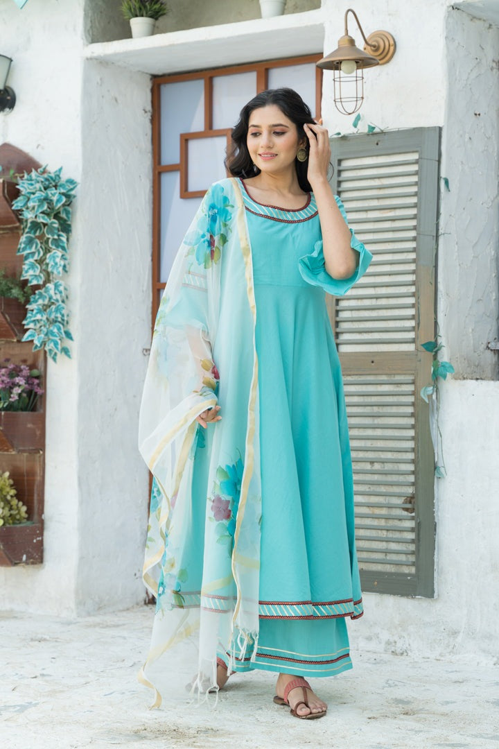 Turquoise Blue Kurta Set With Hand Paint Organza Dupatta
