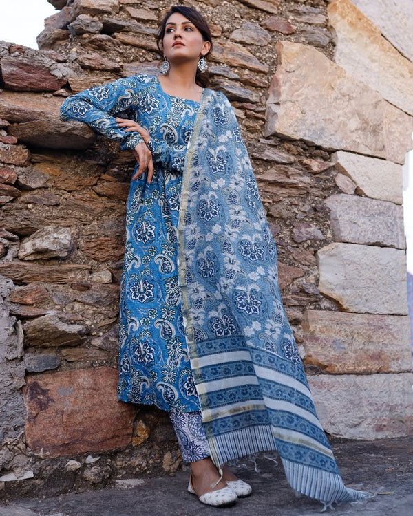 Blue And White Hand Blocked Suit With Pant And Chanderi Dupatta