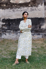 White And Mustard Hand Blocked Kurta With Pant (With Bishop Sleeves)