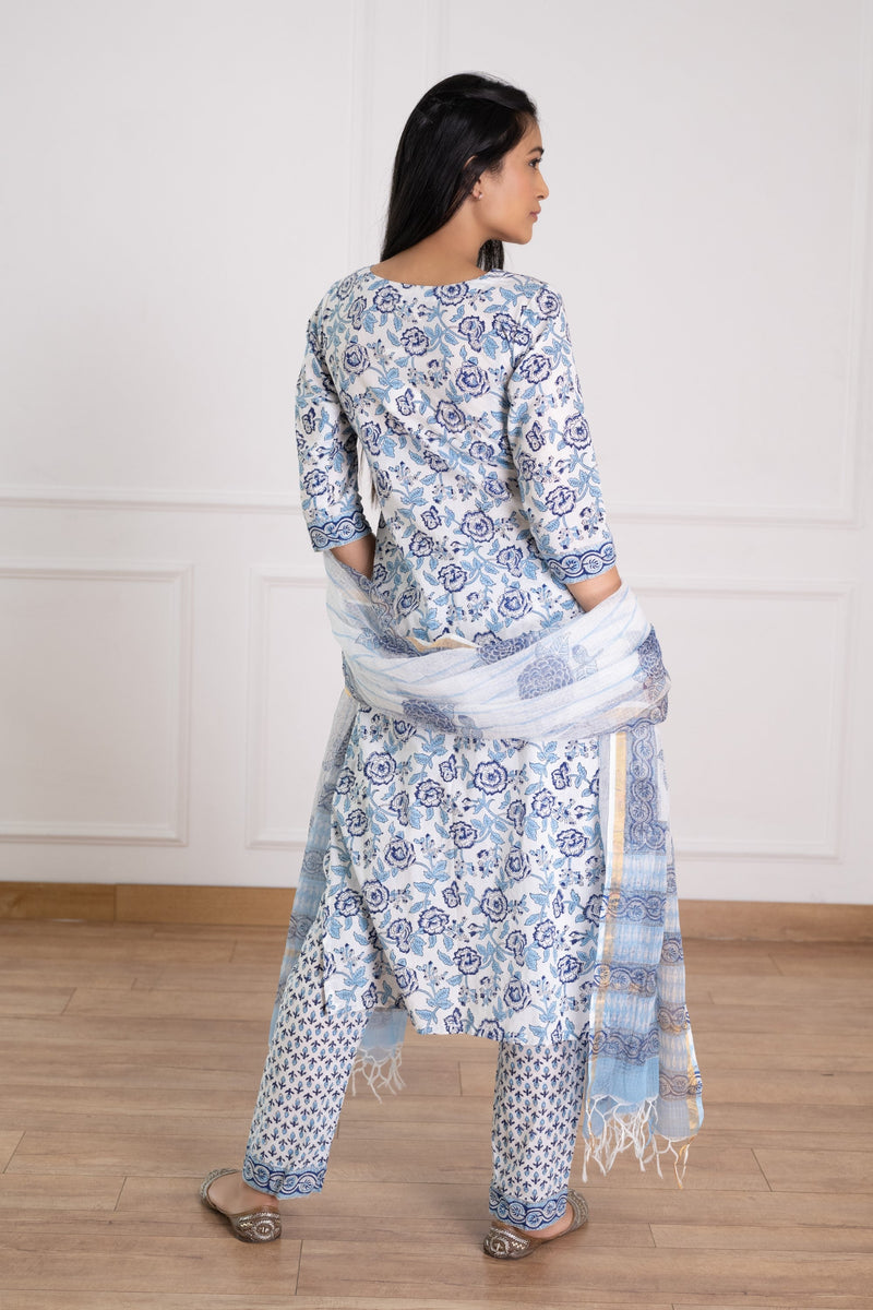 Women's Blue Floral Printed Kurta Pant Set with Printed Dupatta-Pheeta