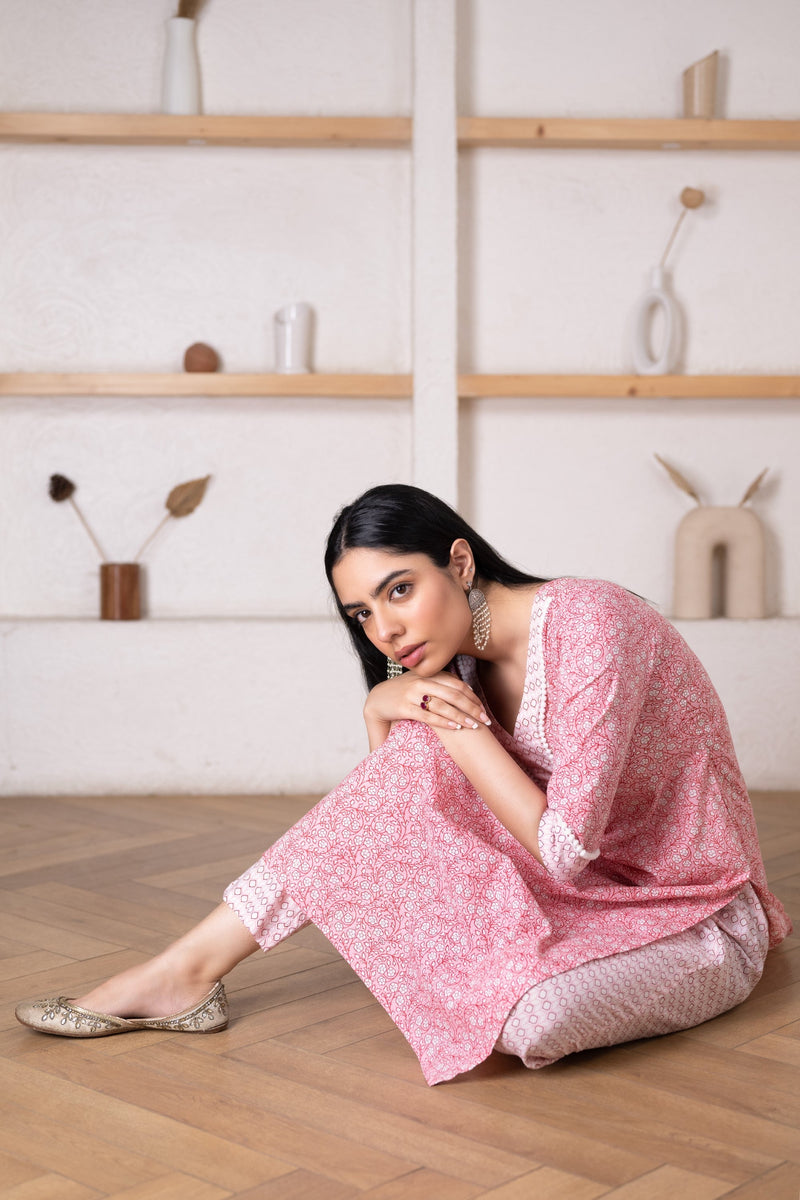 Women's Pink Floral Printed Kurta Pant Set-Pheeta