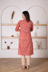 Women's Red Floral Printed Kurta Pant Set-Pheeta